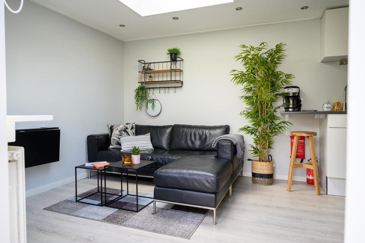 Aloha House! Cozy Garden House, Located 5 Min From The * Noordwijk